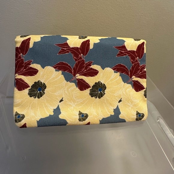 Rachel Pally REVERSIBLE Leather & Canvas Clutch - Picture 7 of 7